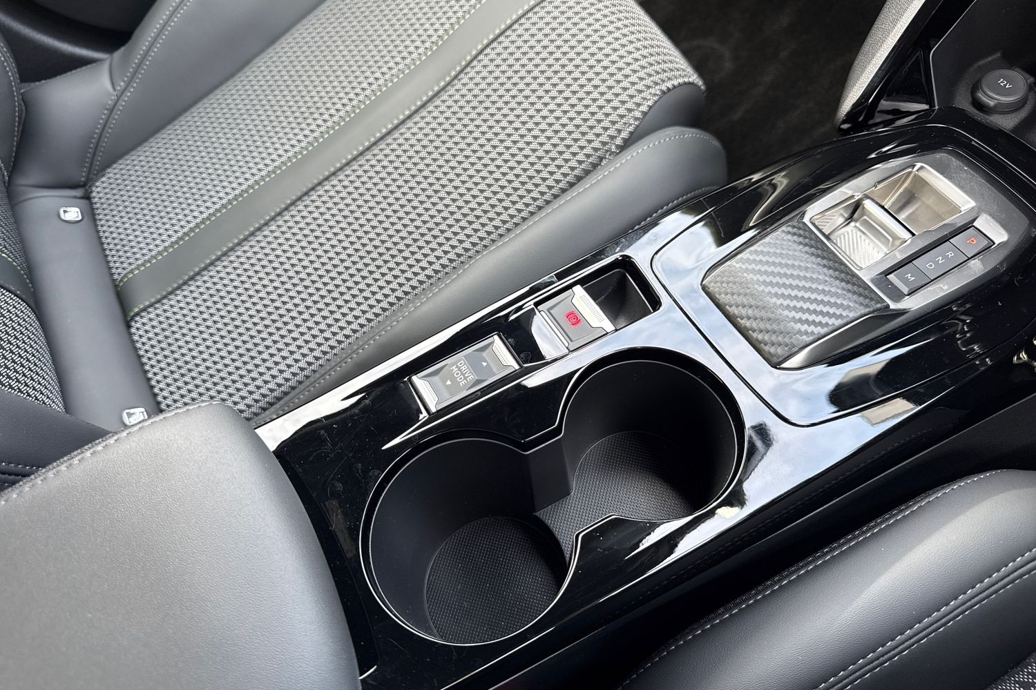 Used Peugeot 2008 2023 for sale - 78038212: Photo 60