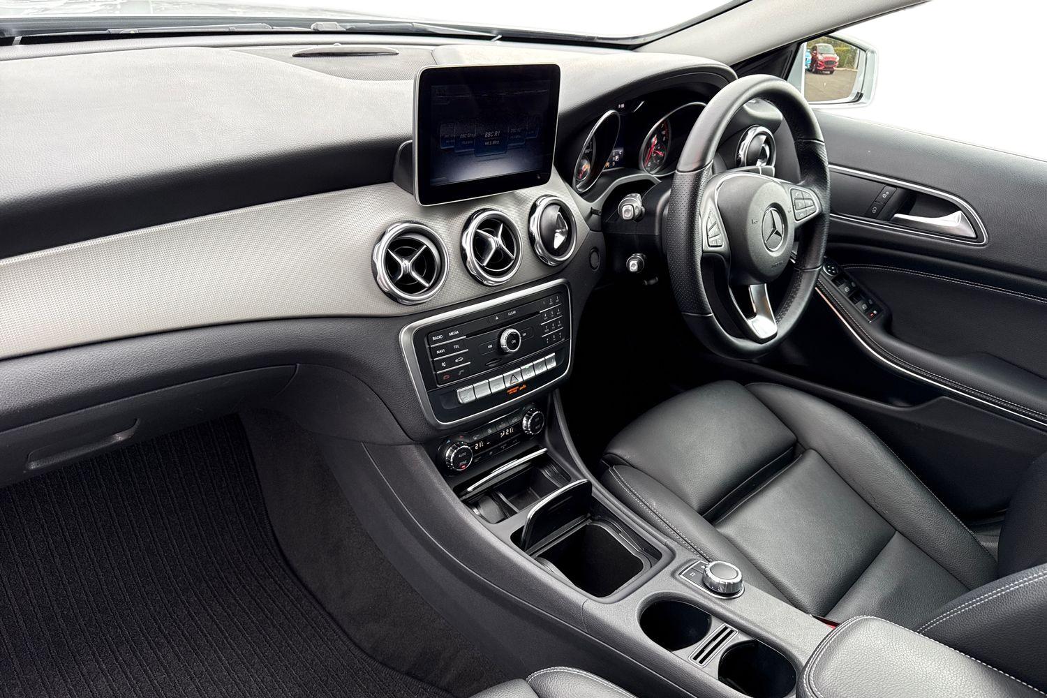 Used Mercedes-Benz GLA 2019 for sale - 76011251: Photo 14