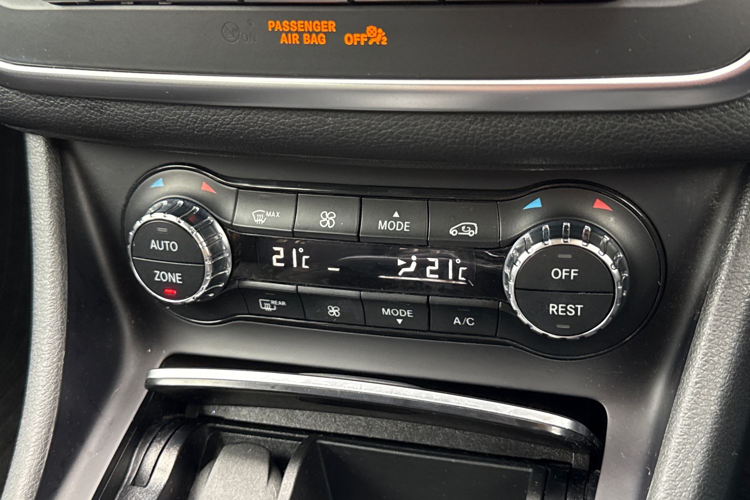 Used Mercedes-Benz GLA 2019 for sale - 76011251: Photo 21