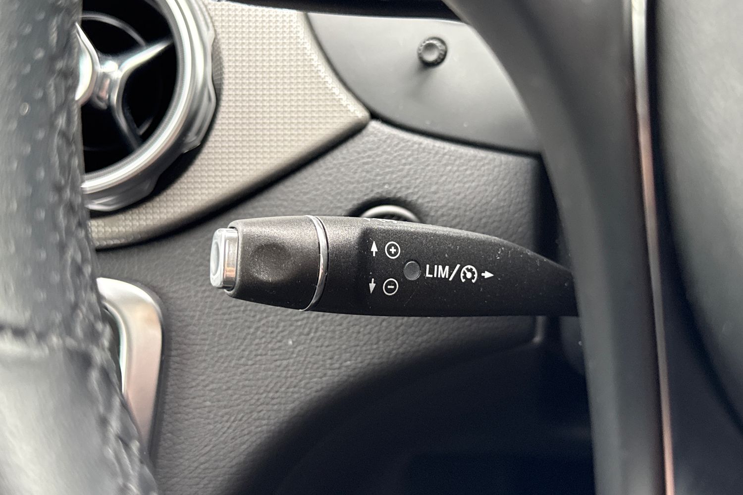 Used Mercedes-Benz GLA 2019 for sale - 76011251: Photo 39