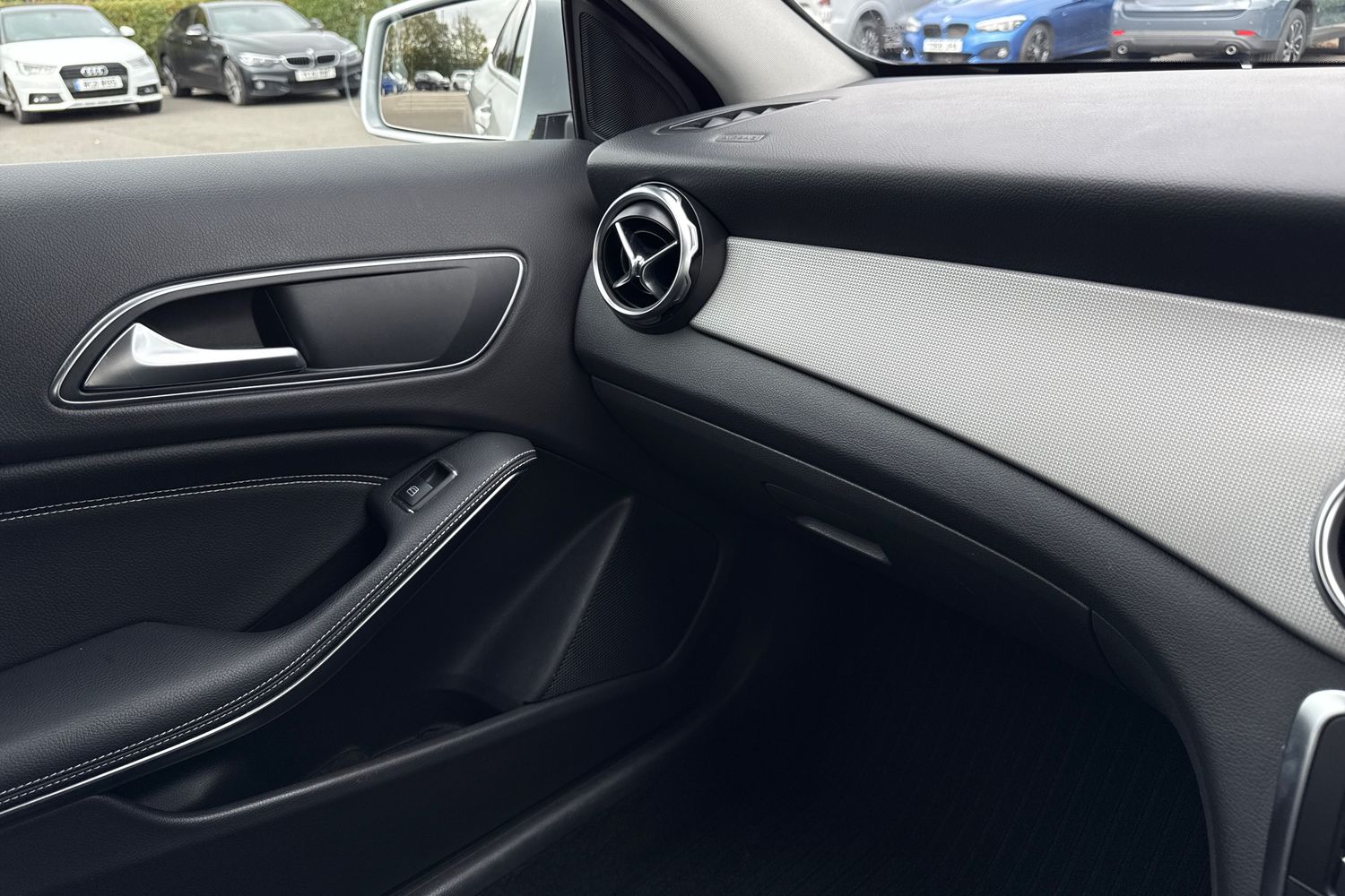 Used Mercedes-Benz GLA 2019 for sale - 76011251: Photo 60
