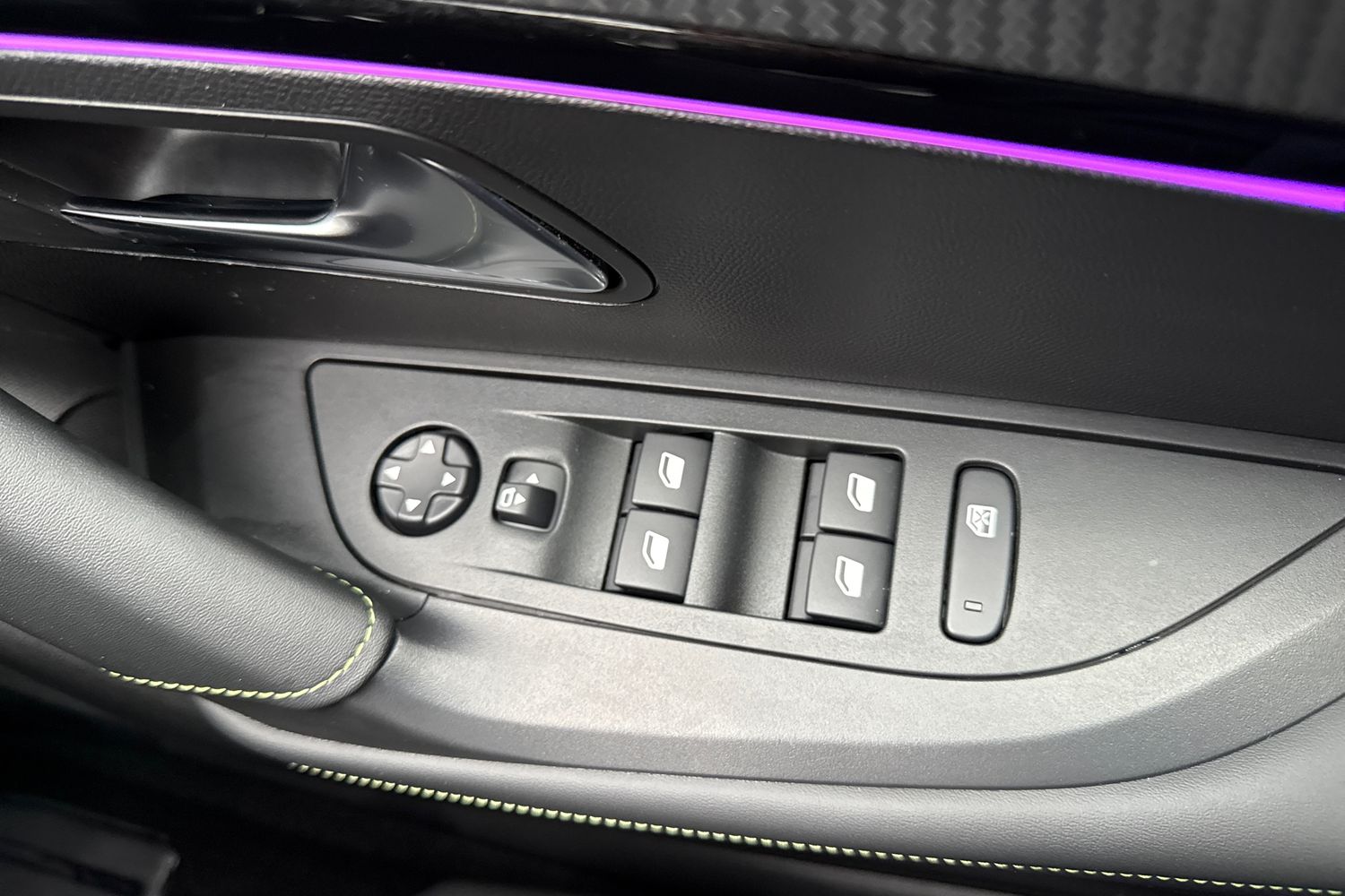 Used Peugeot 2008 2024 for sale - 76502883: Photo 43