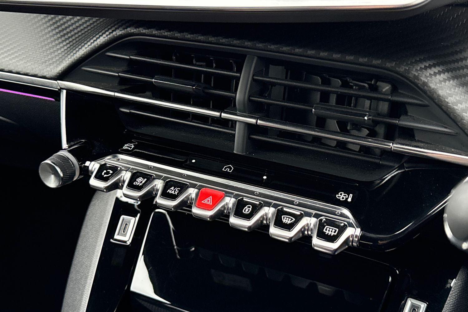 Used Peugeot 2008 2024 for sale - 76502883: Photo 53