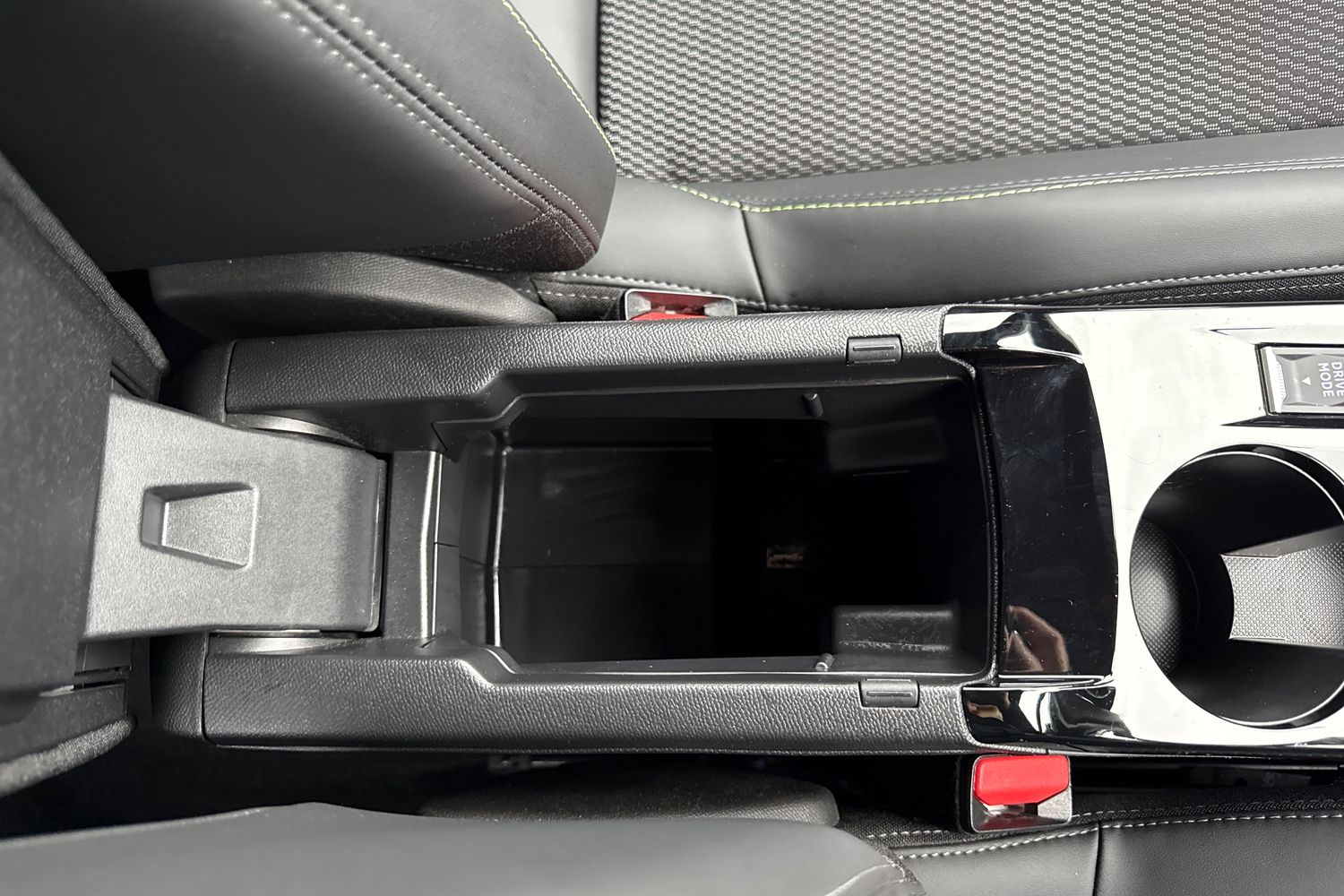 Used Peugeot 2008 2024 for sale - 76502883: Photo 59