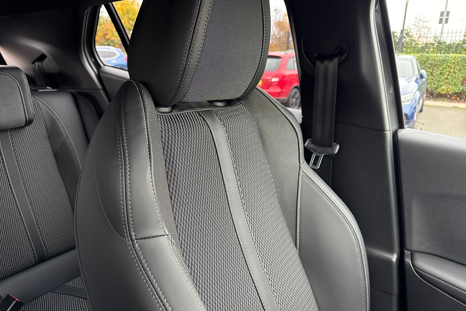 Used Peugeot 2008 2024 for sale - 76502883: Photo 61