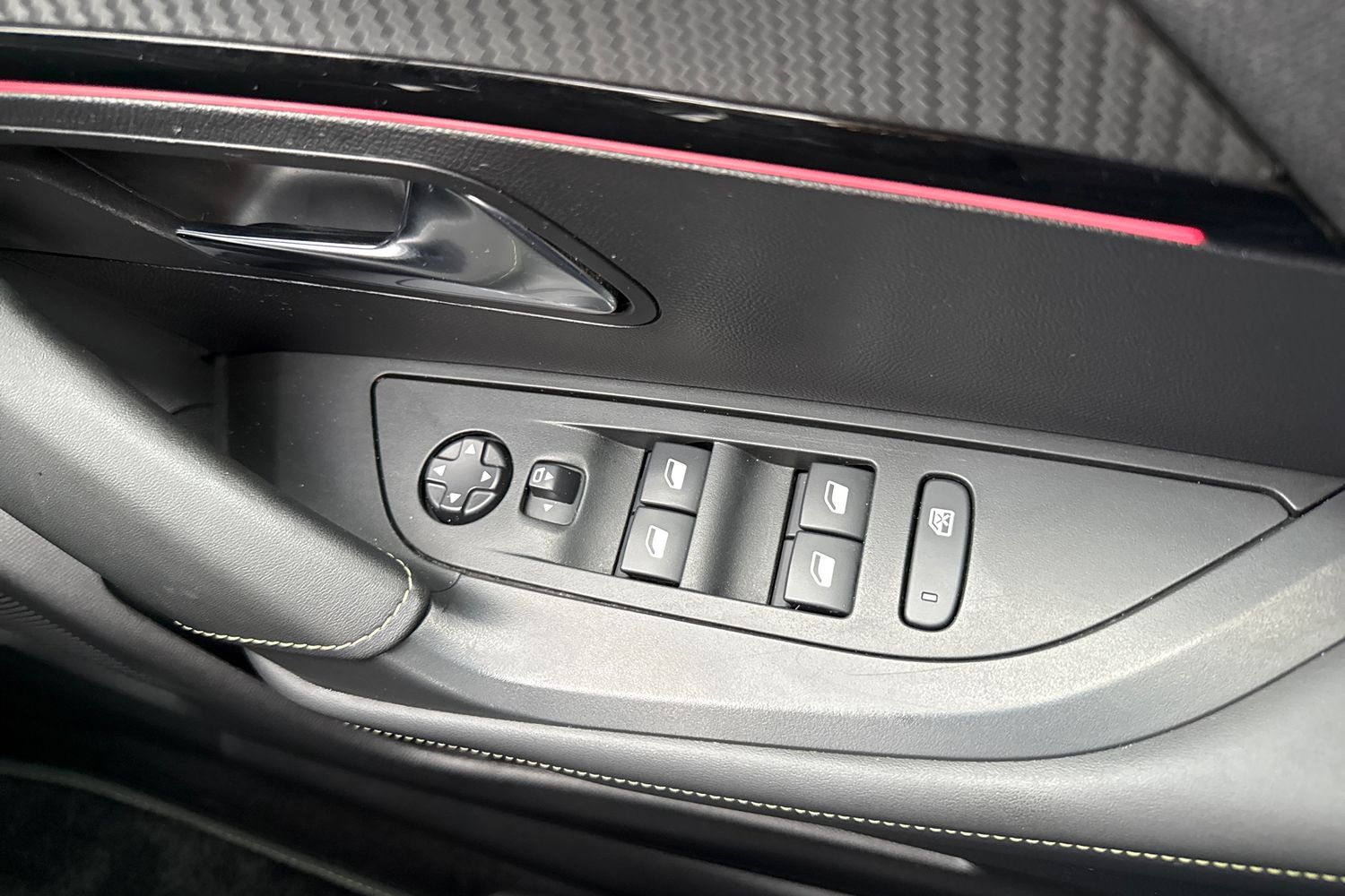 Used Peugeot 2008 2024 for sale - 76502994: Photo 42