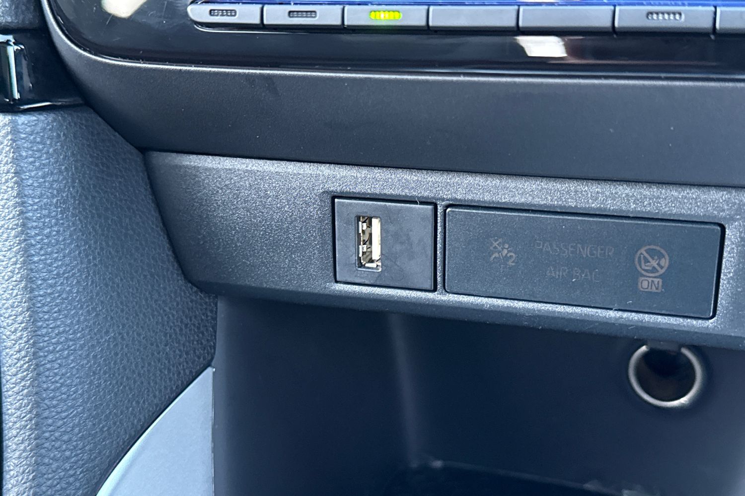 Used Toyota Yaris 2022 for sale - 77308736: Photo 47