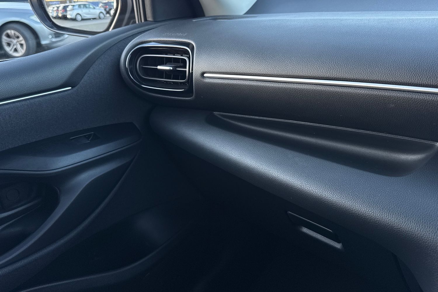 Used Toyota Yaris 2022 for sale - 77308736: Photo 56