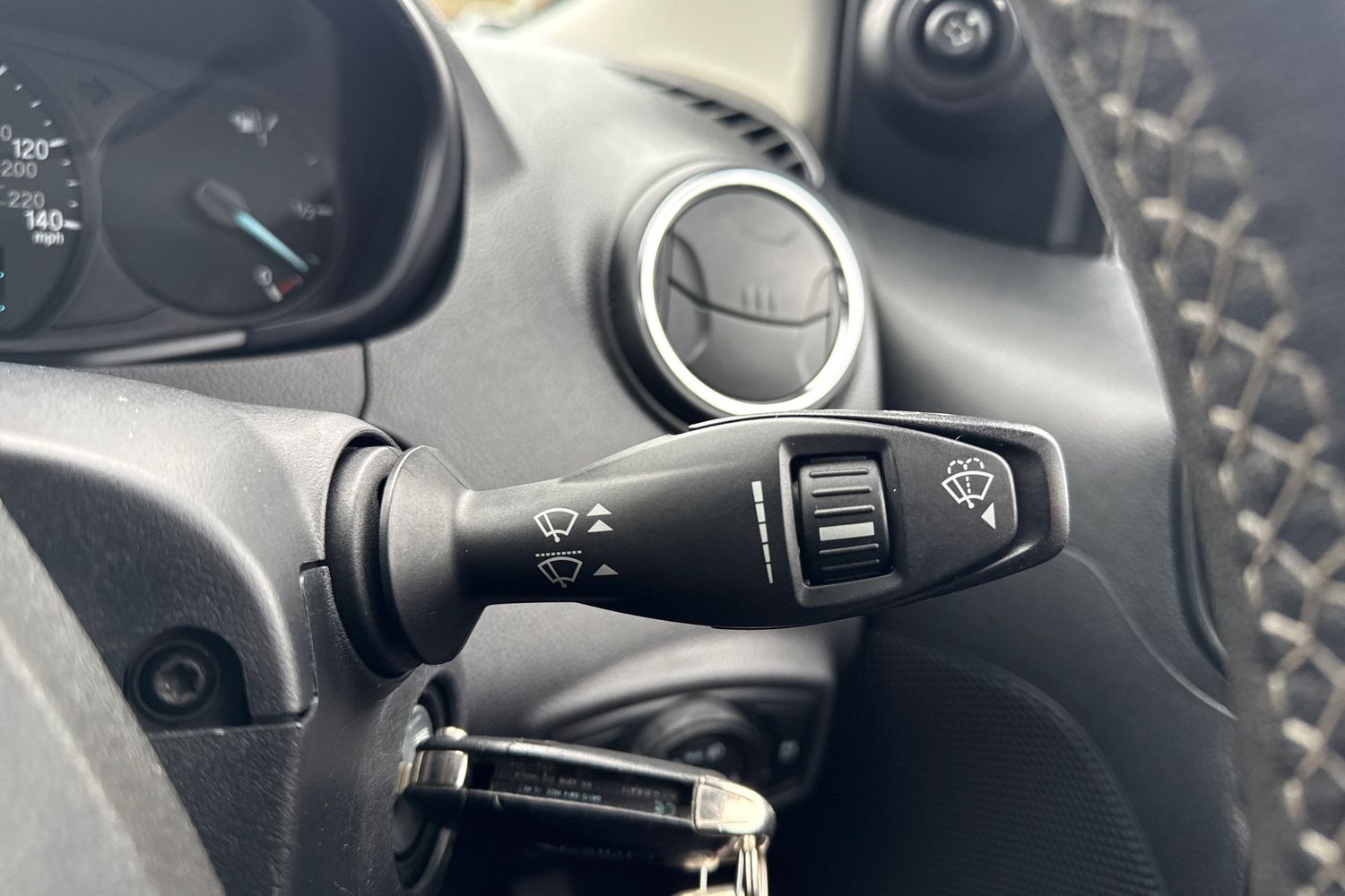 Used Ford Ka+ 2017 for sale - 77680103: Photo 42