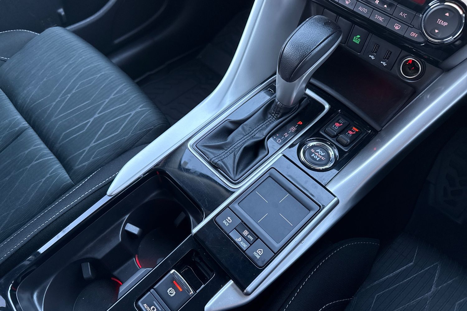 Used Mitsubishi Eclipse Cross 2020 for sale - 76641811: Photo 23