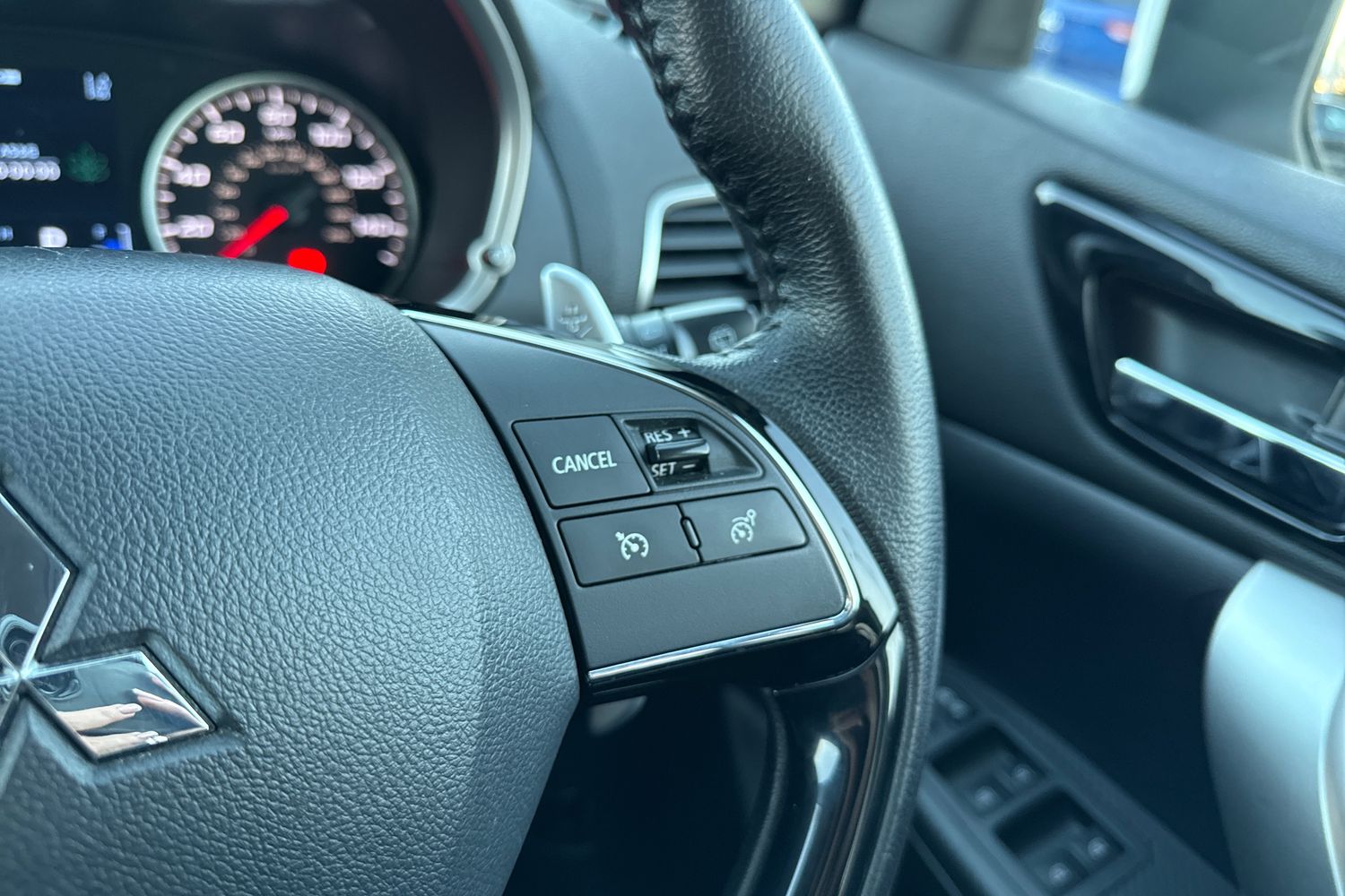 Used Mitsubishi Eclipse Cross 2020 for sale - 76641811: Photo 38