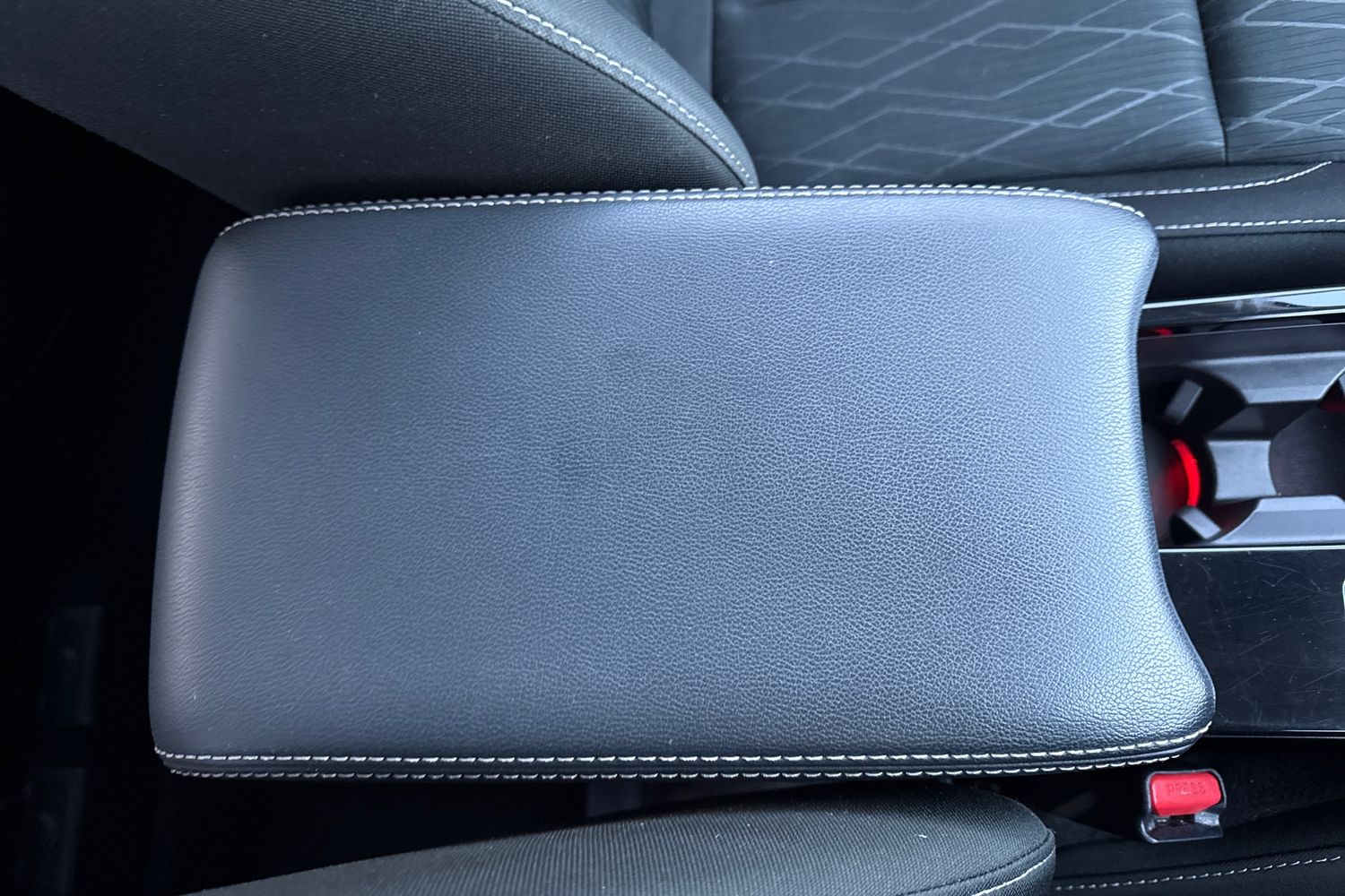 Used Mitsubishi Eclipse Cross 2020 for sale - 76641811: Photo 59