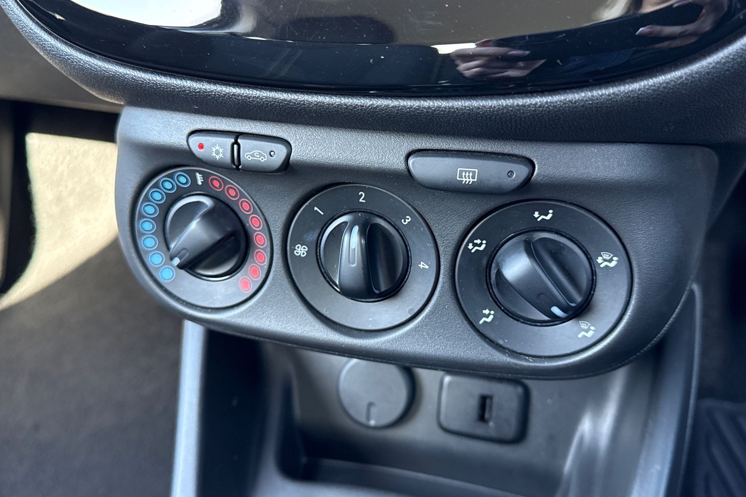 Used Vauxhall Other 2017 for sale - 78224250: Photo 22