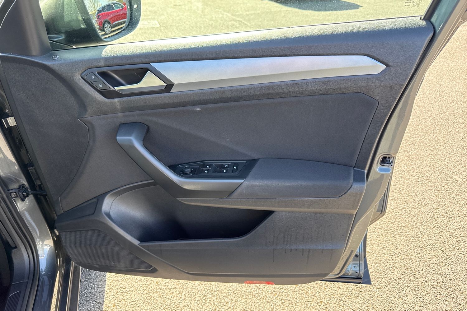 Used Volkswagen T-Roc 2023 for sale - 78224341: Photo 18