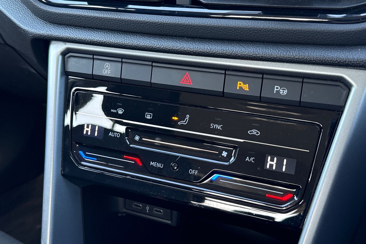 Used Volkswagen T-Roc 2023 for sale - 78224341: Photo 19