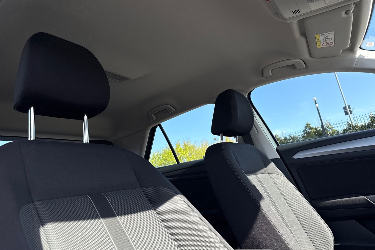 Used Volkswagen T-Roc 2023 for sale - 78224341: Photo 21