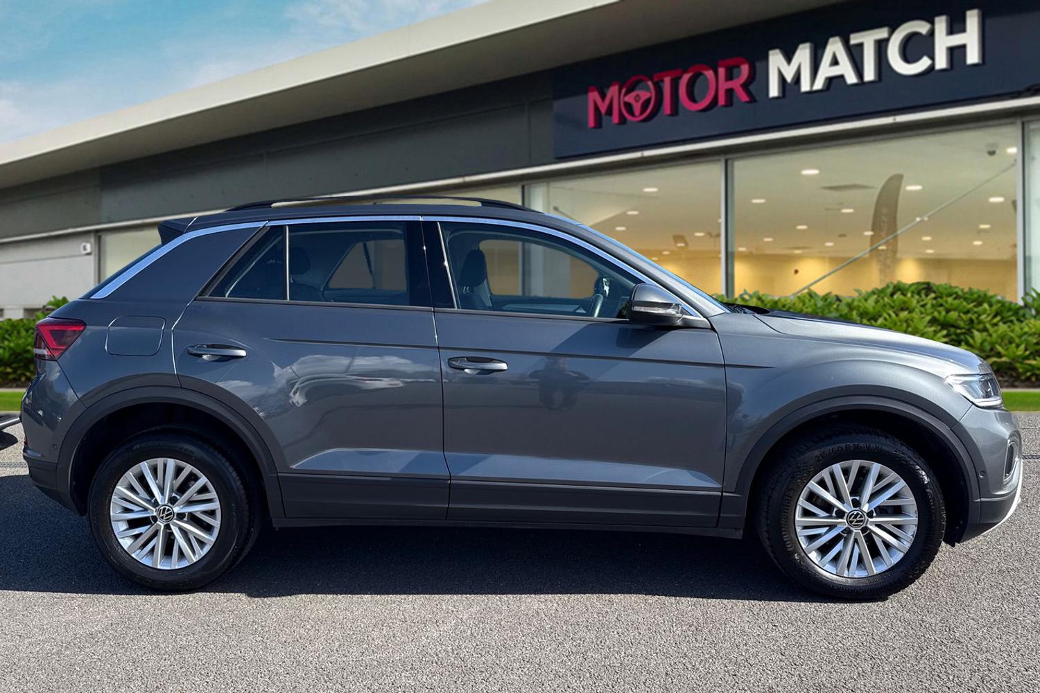 Used Volkswagen T-Roc 2023 for sale - 78224341: Photo 3