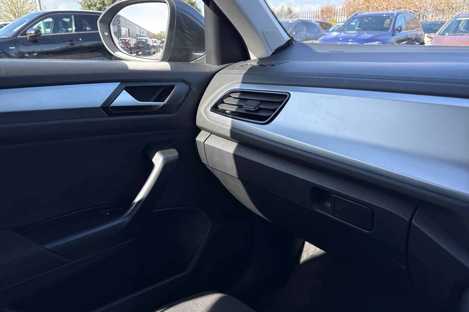 Used Volkswagen T-Roc 2023 for sale - 78224341: Photo 60