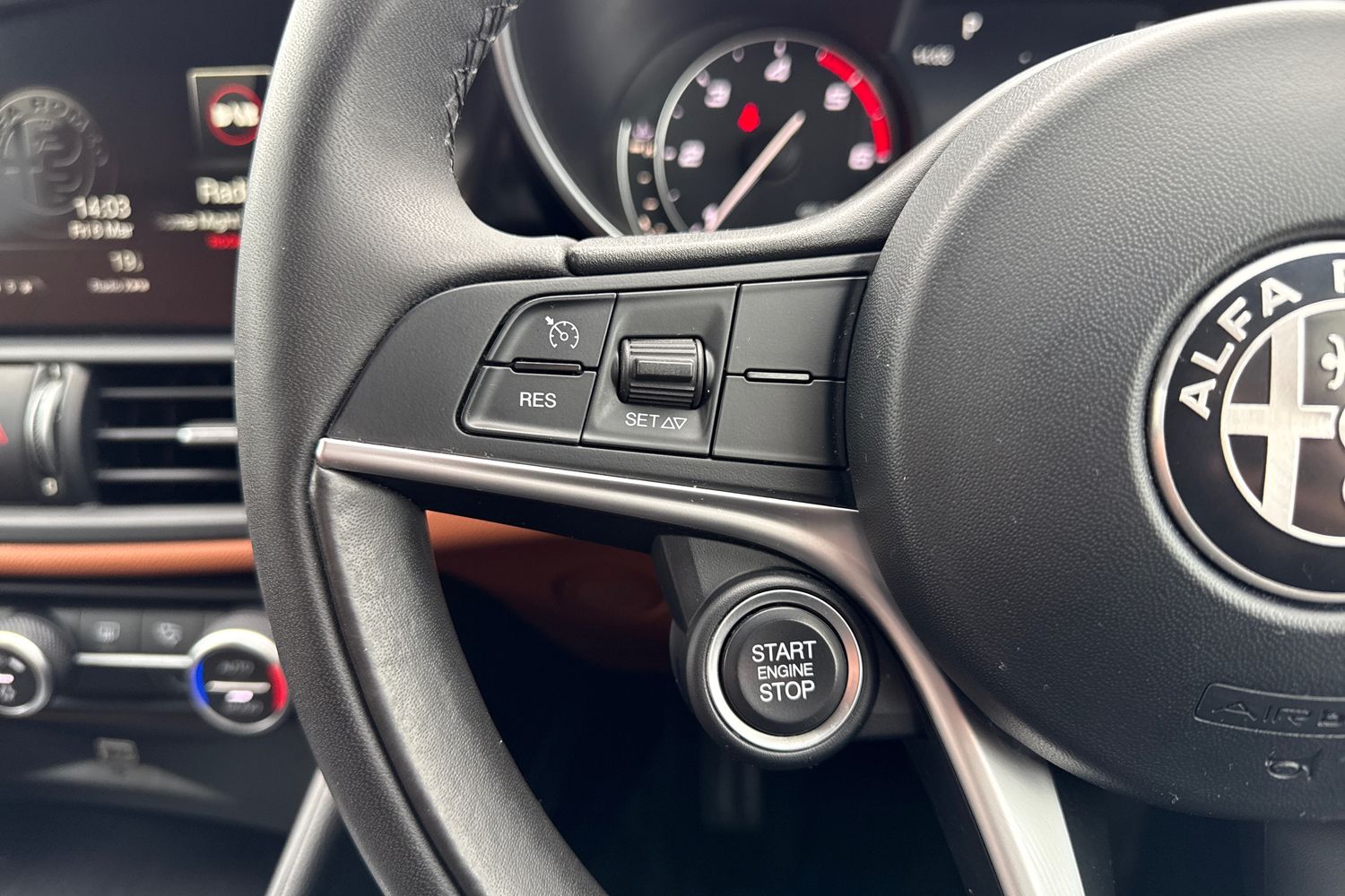 Used Alfa Romeo Giulia 2016 for sale - 77787381: Photo 39