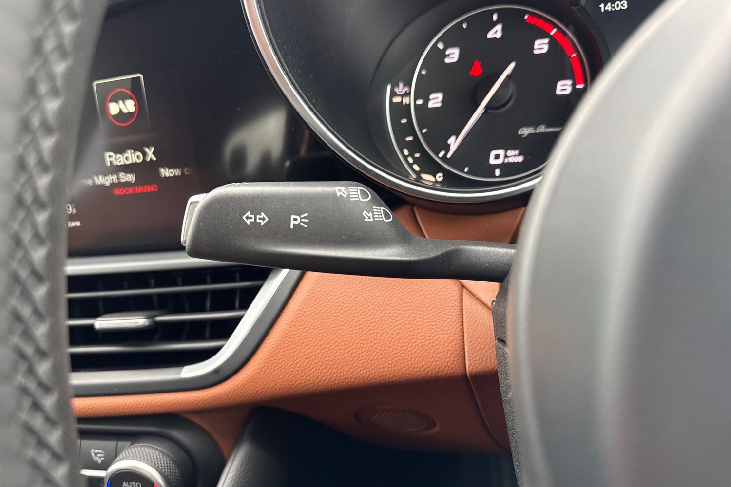 Used Alfa Romeo Giulia 2016 for sale - 77787381: Photo 41