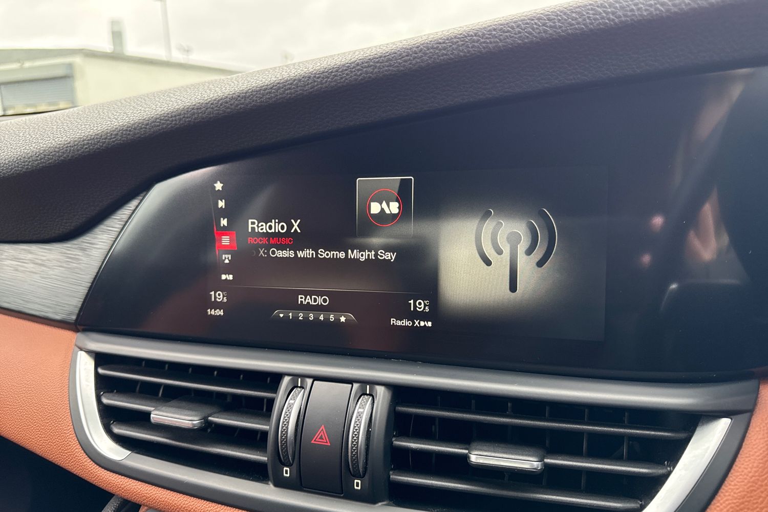 Used Alfa Romeo Giulia 2016 for sale - 77787381: Photo 46