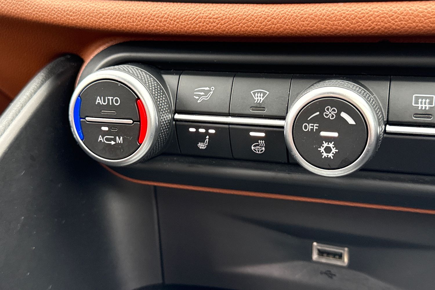 Used Alfa Romeo Giulia 2016 for sale - 77787381: Photo 55