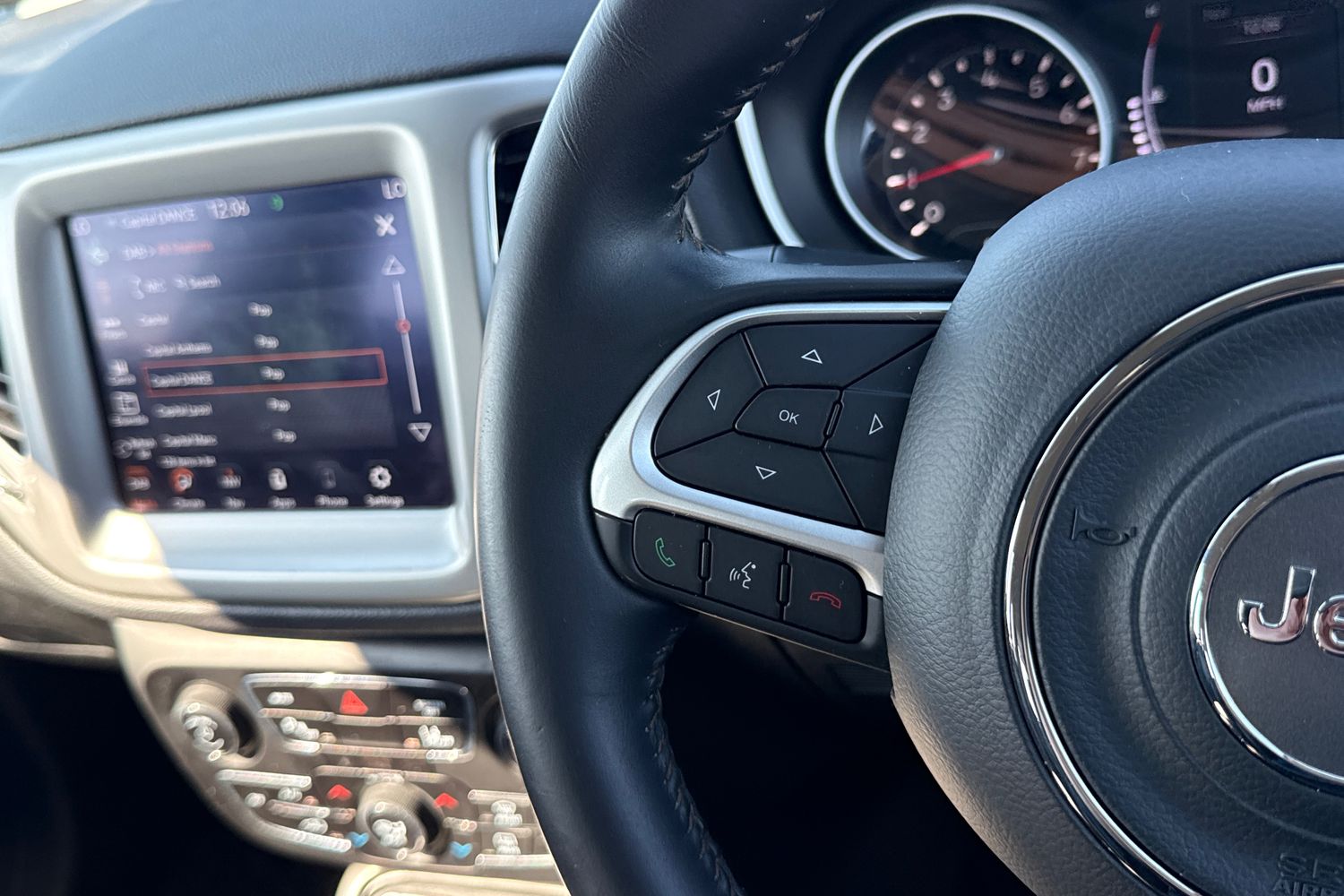 Used Jeep Compass 2019 for sale - 77961474: Photo 38