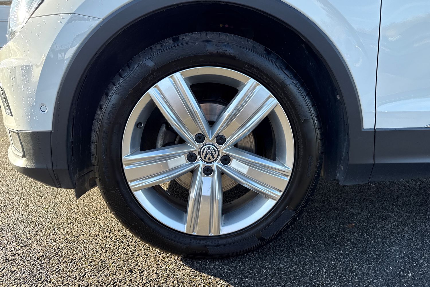 Used Volkswagen Tiguan 2020 for sale - 76357669: Photo 12