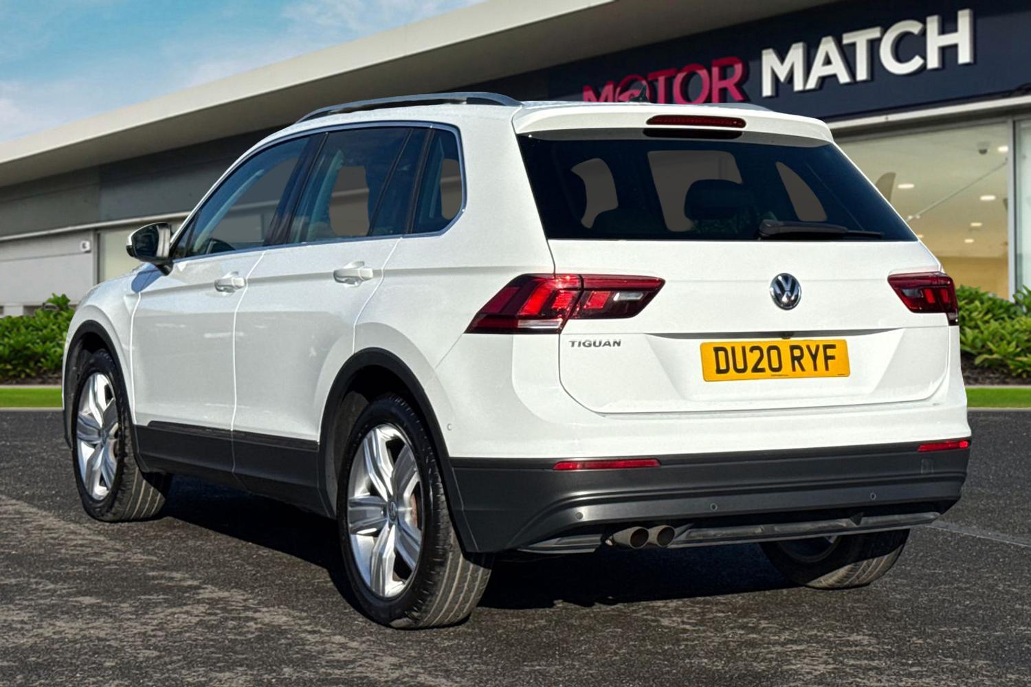 Used Volkswagen Tiguan 2020 for sale - 76357669: Photo 2