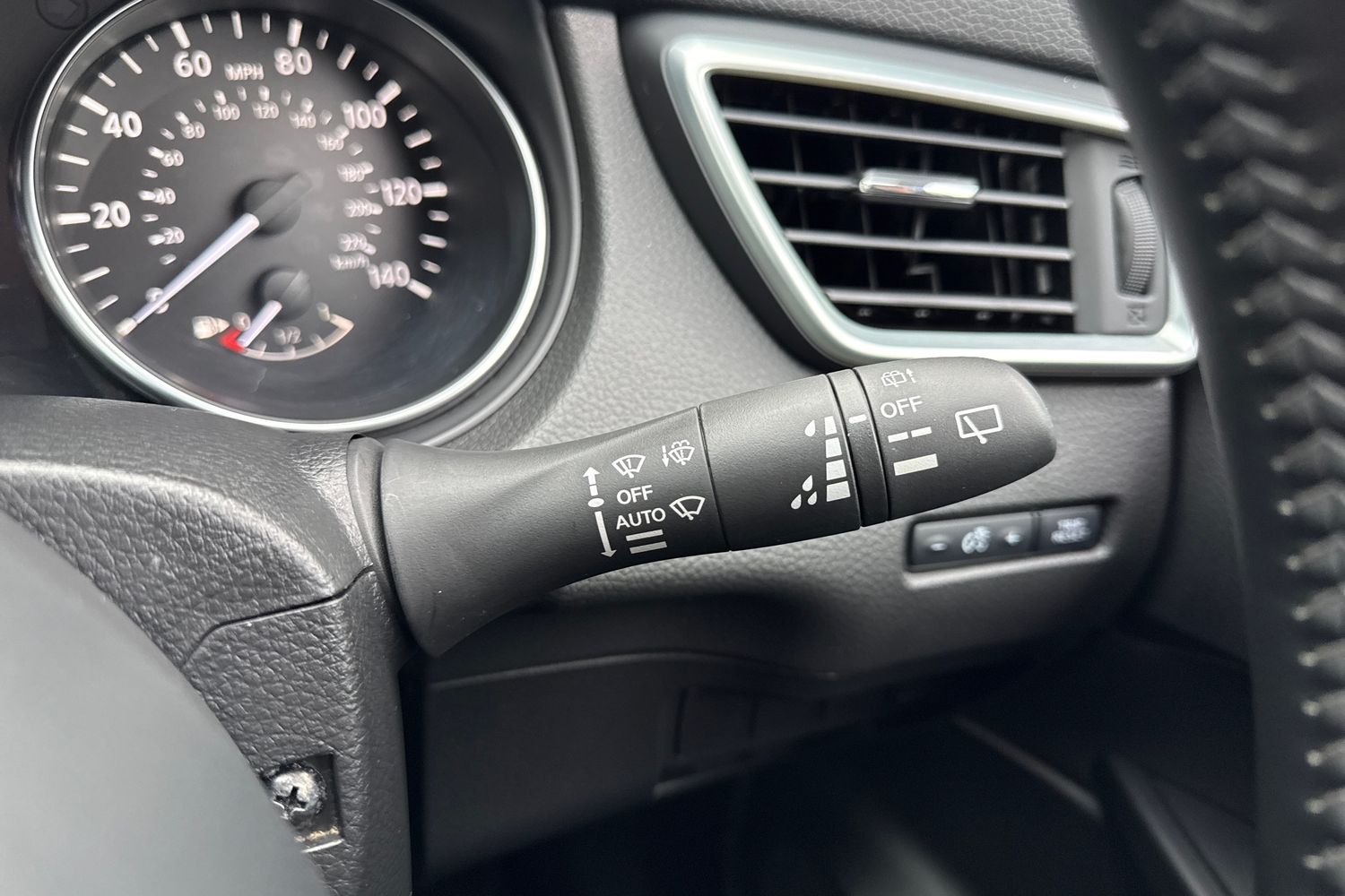 Used Nissan Qashqai 2018 for sale - 77337214: Photo 43