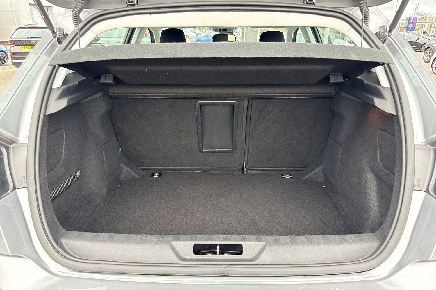 Used Peugeot 308 2016 for sale - 78010790: Photo 7