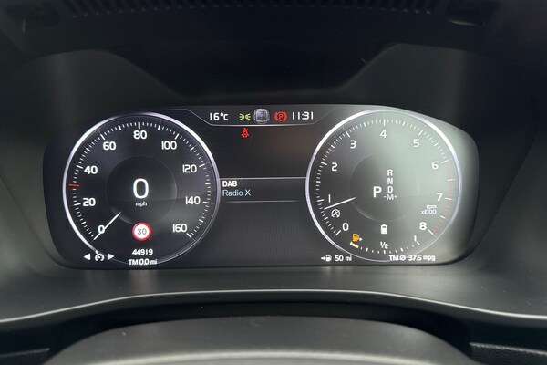 Used Volvo XC40 2020 for sale - 76194150: Photo 38