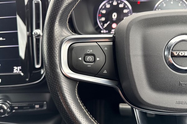 Used Volvo XC40 2020 for sale - 76194150: Photo 39