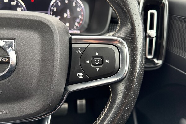 Used Volvo XC40 2020 for sale - 76194150: Photo 40