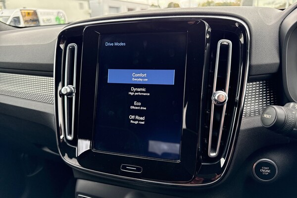 Used Volvo XC40 2020 for sale - 76194150: Photo 54