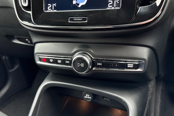 Used Volvo XC40 2020 for sale - 76194150: Photo 55