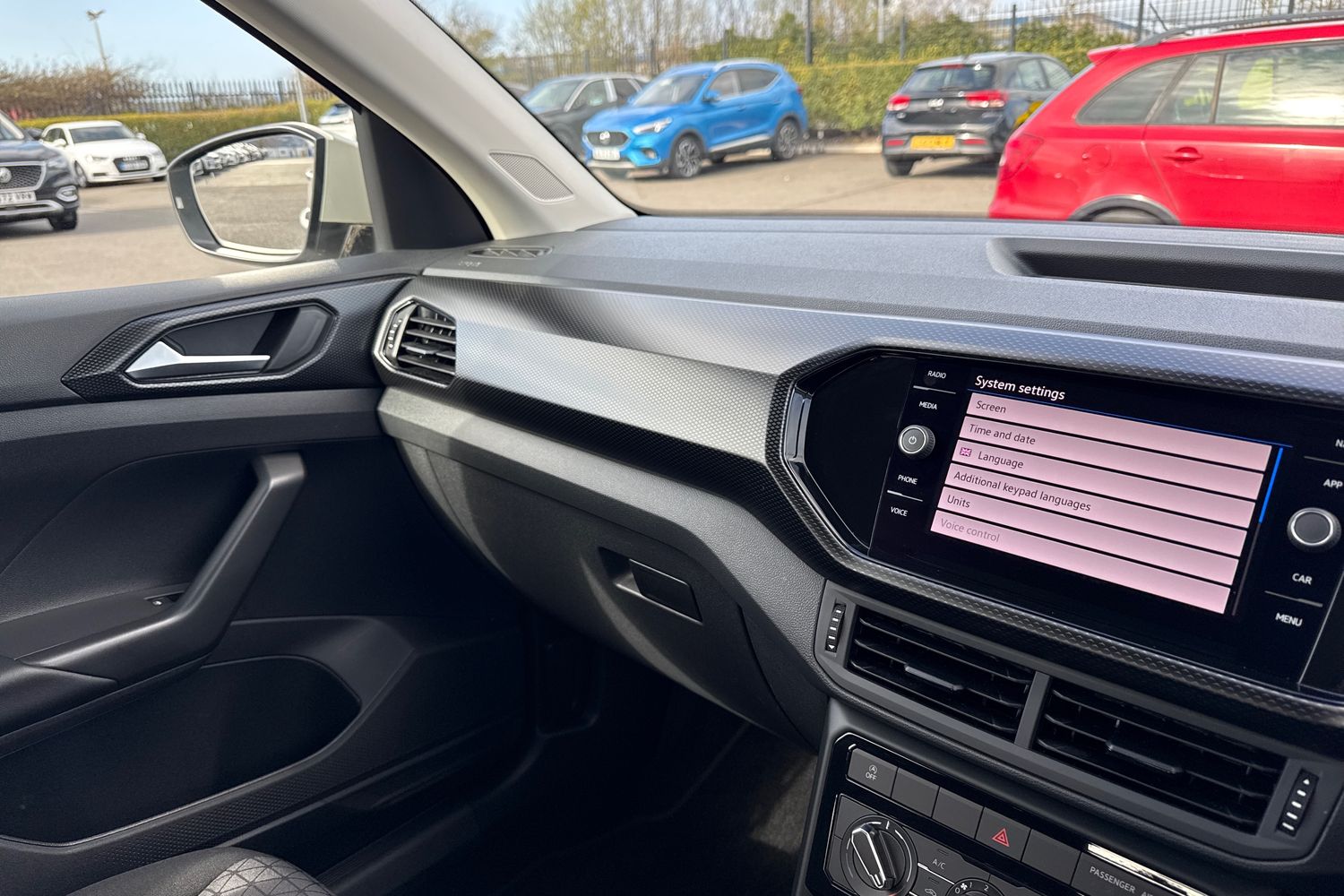 Used Volkswagen T-Cross 2023 for sale - 78052638: Photo 12