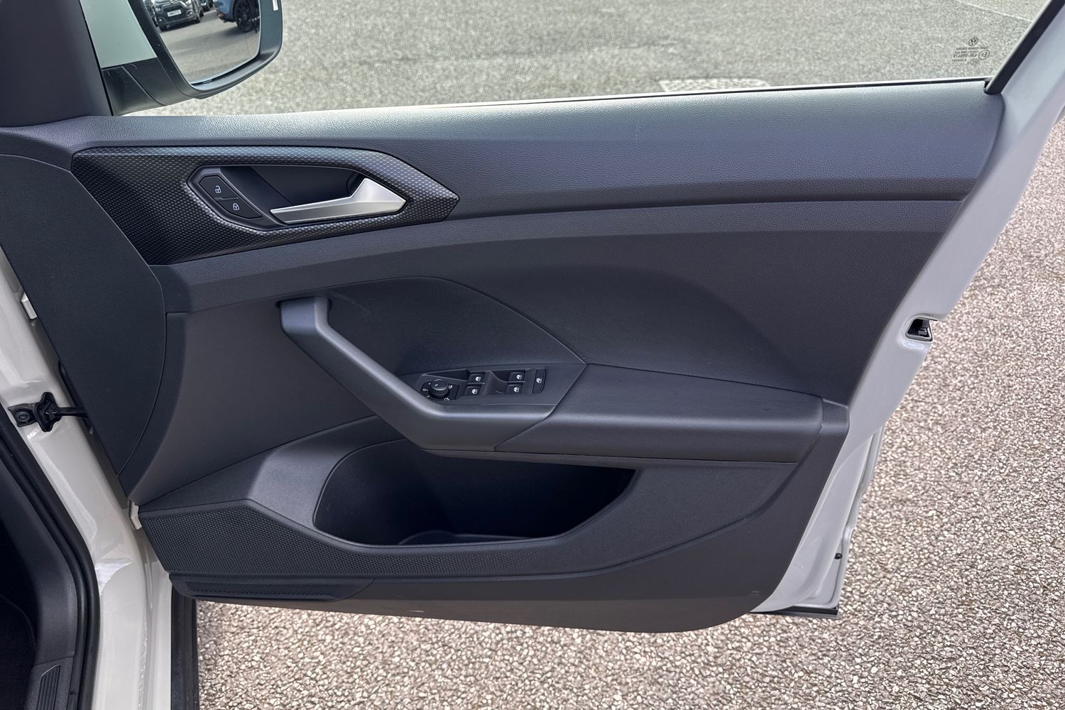 Used Volkswagen T-Cross 2023 for sale - 78052638: Photo 18