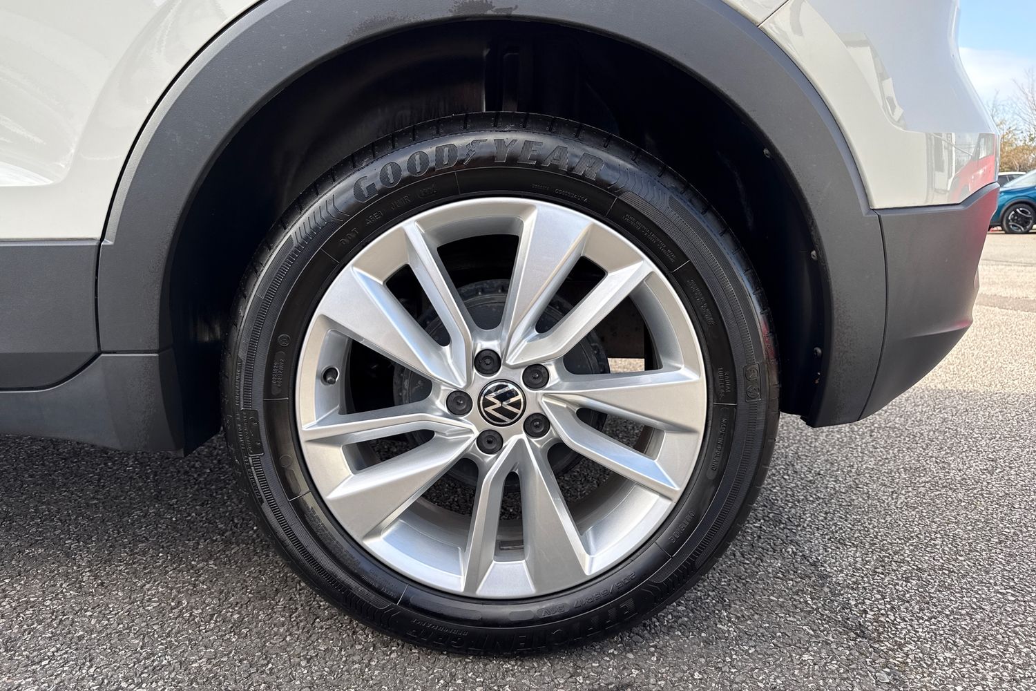 Used Volkswagen T-Cross 2023 for sale - 78052638: Photo 24