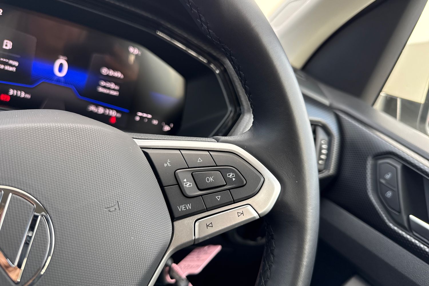 Used Volkswagen T-Cross 2023 for sale - 78052638: Photo 39