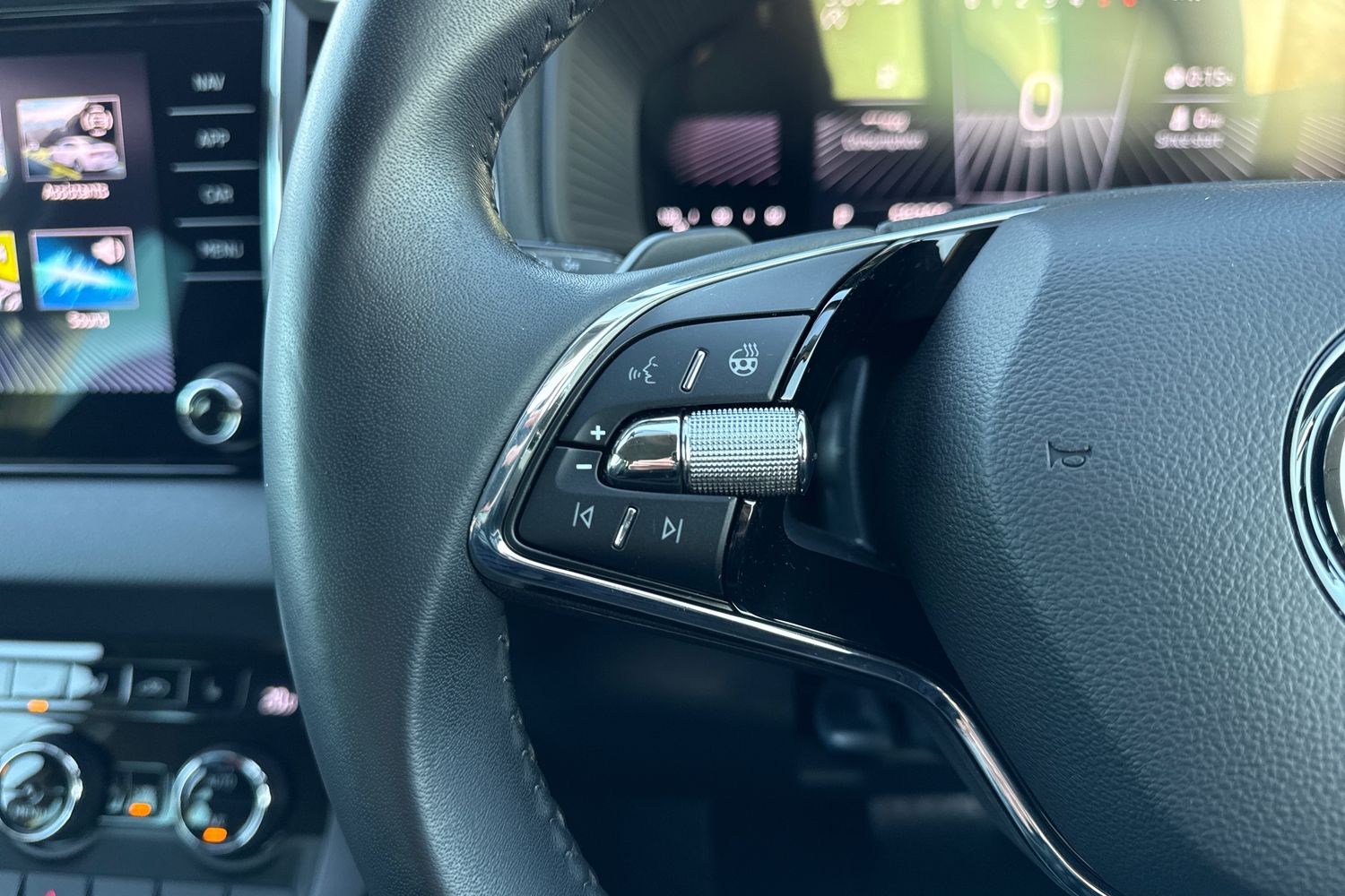 Used Skoda Karoq 2023 for sale - 76610944: Photo 39