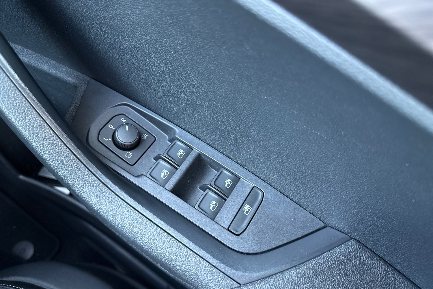 Used Skoda Karoq 2023 for sale - 76610944: Photo 44