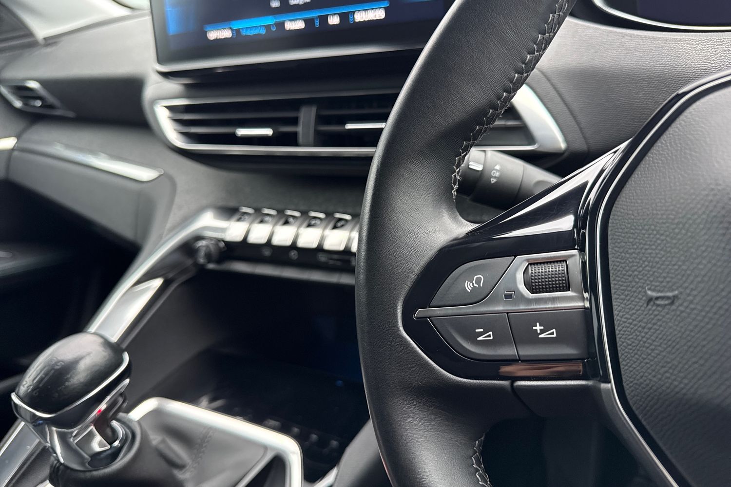 Used Peugeot 3008 2021 for sale - 77282126: Photo 37