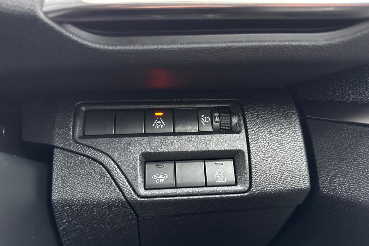 Used Peugeot 3008 2021 for sale - 77282126: Photo 41