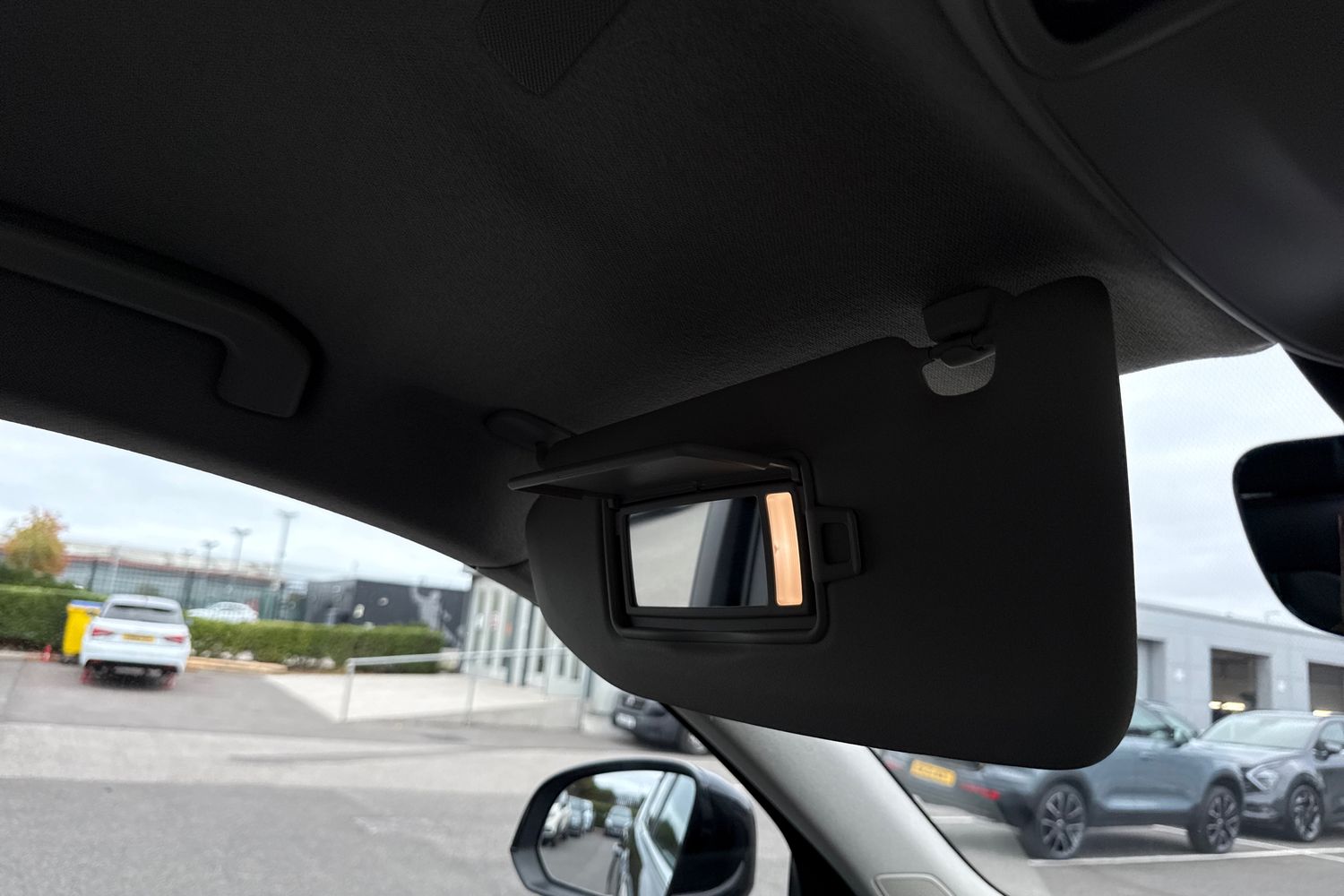 Used Volvo XC40 2022 for sale - 77337120: Photo 60