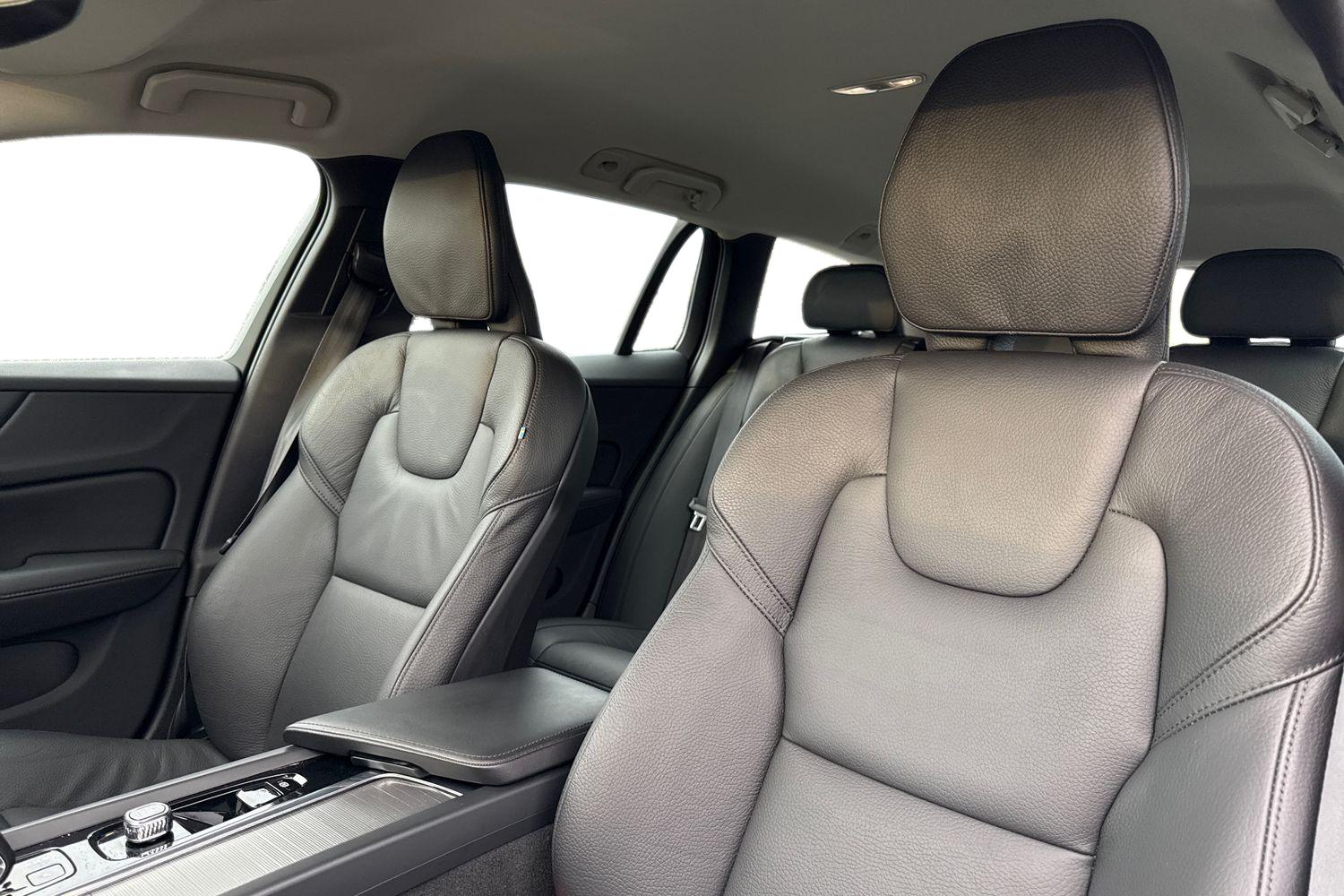 Used Volvo V60 2023 for sale - 76827879: Photo 16