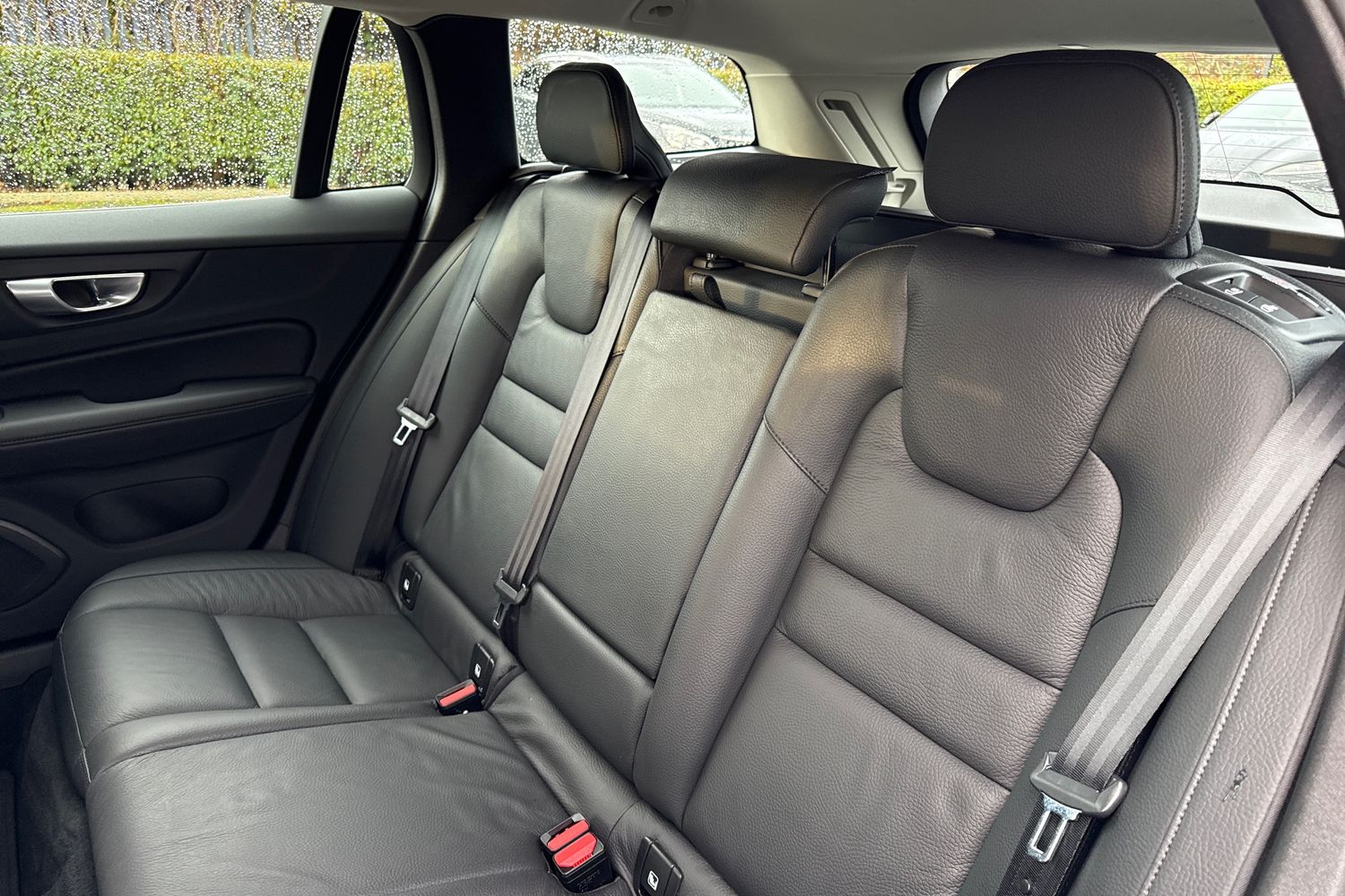 Used Volvo V60 2023 for sale - 76827879: Photo 19