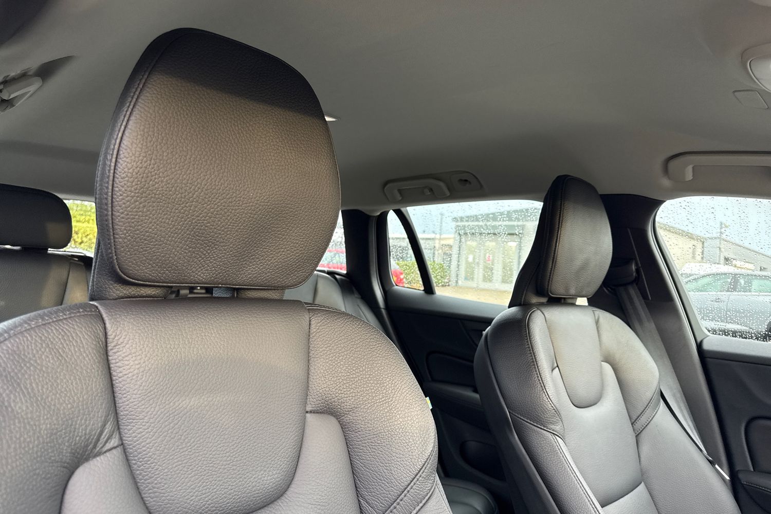 Used Volvo V60 2023 for sale - 76827879: Photo 24