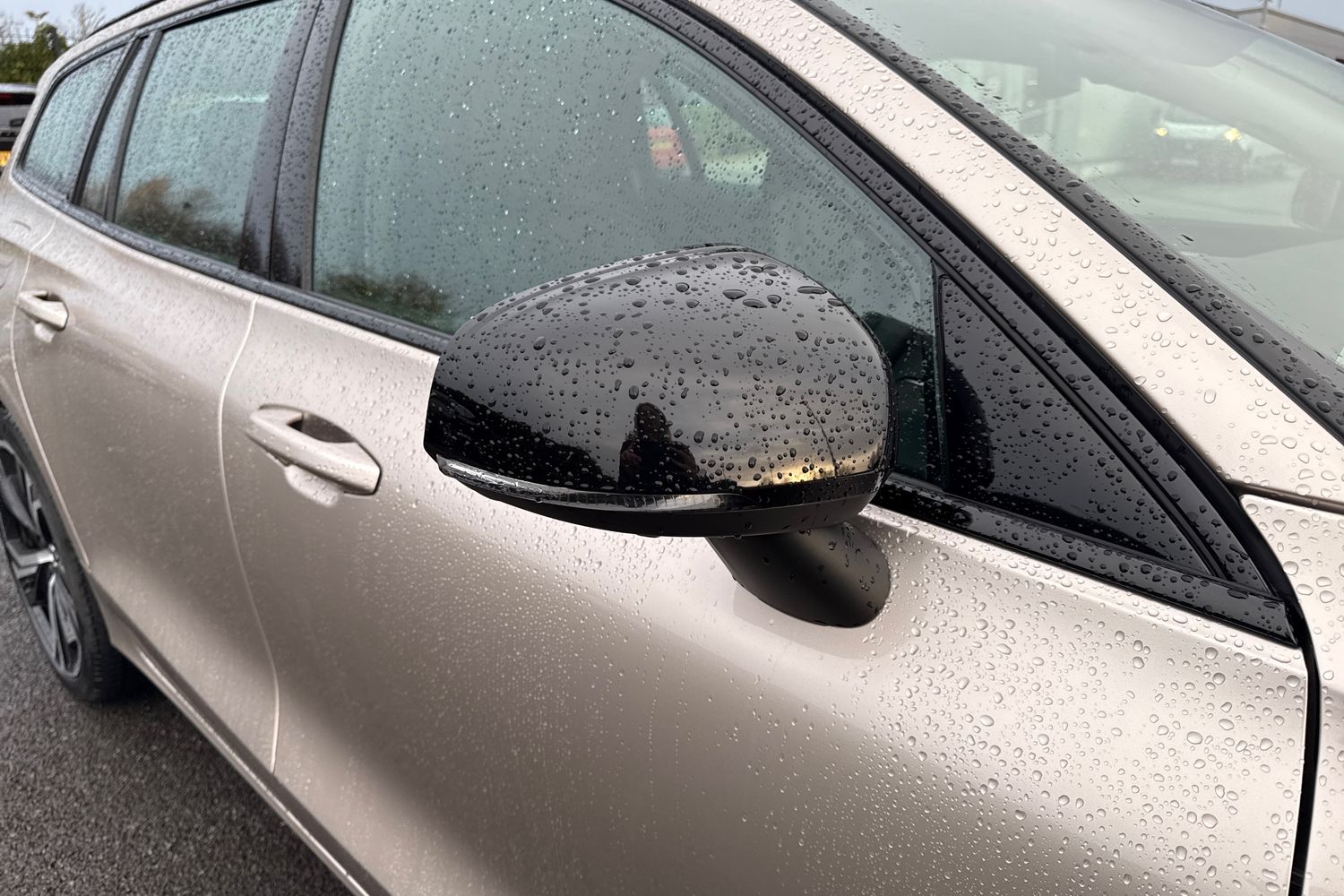 Used Volvo V60 2023 for sale - 76827879: Photo 36