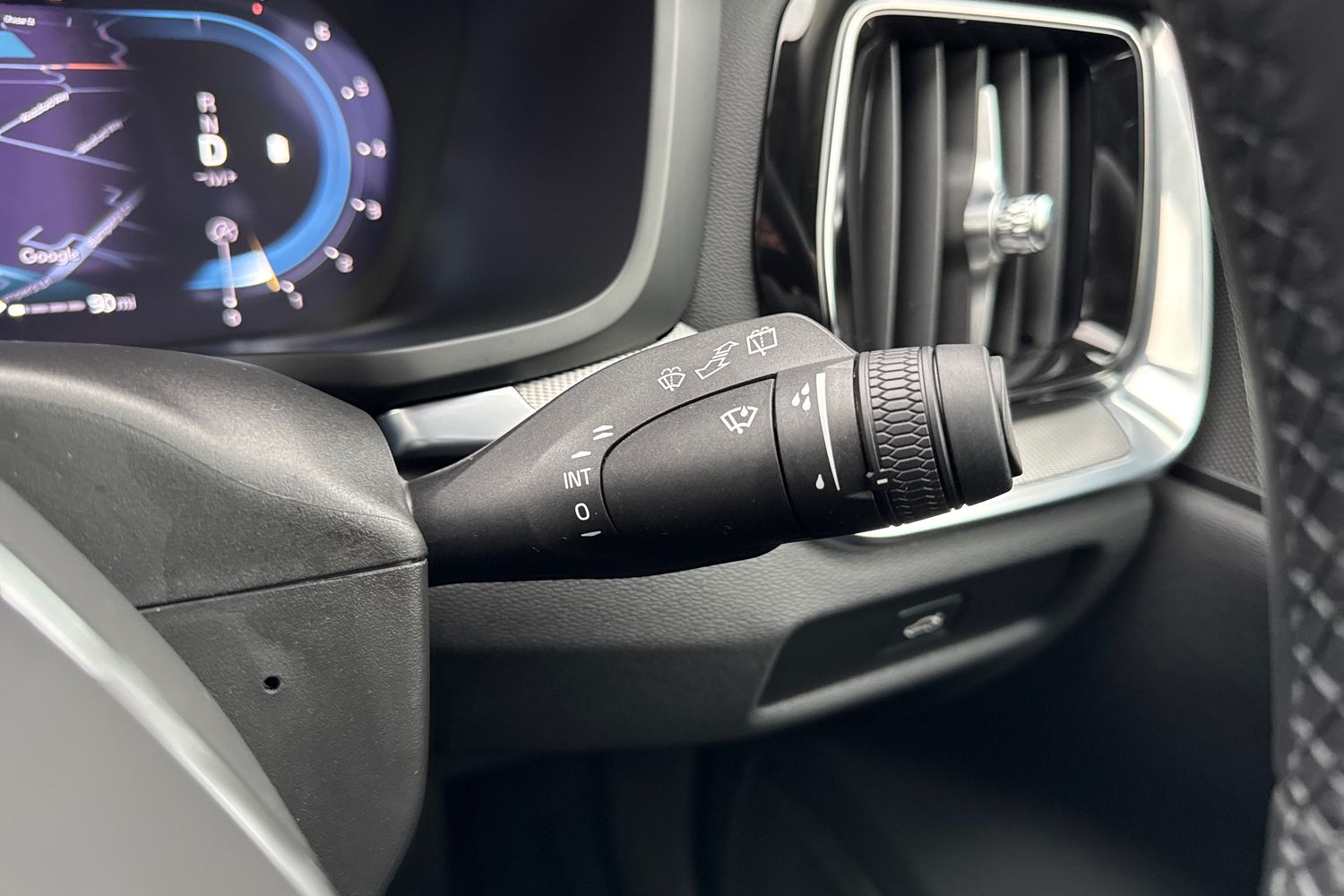 Used Volvo V60 2023 for sale - 76827879: Photo 43